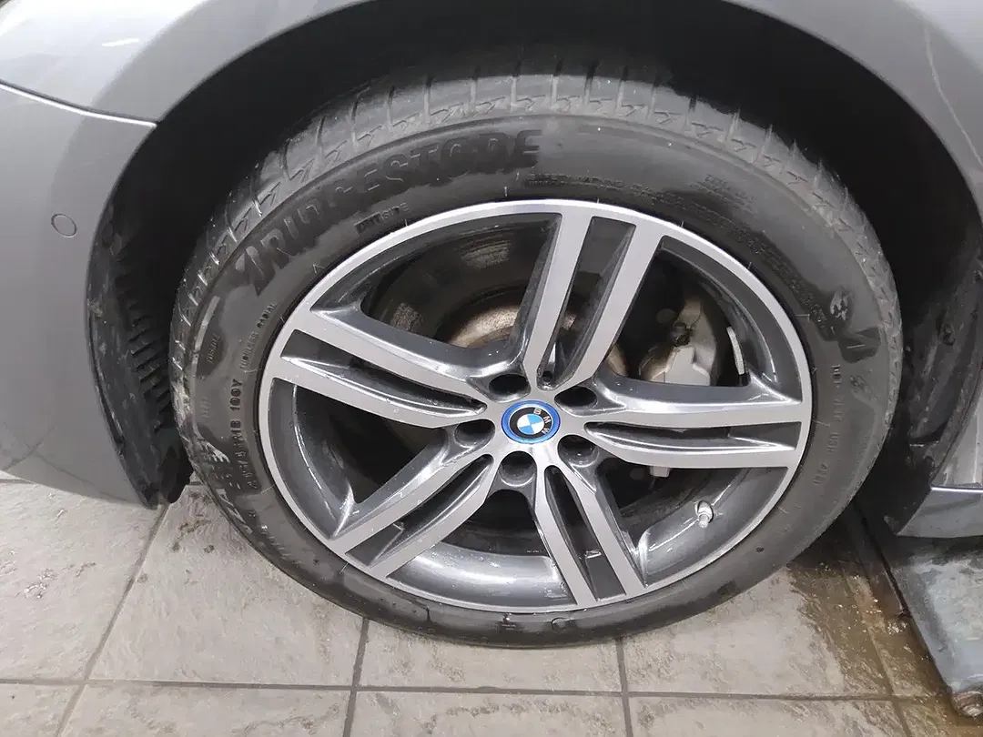 BMW 520 - Thumbnail 6