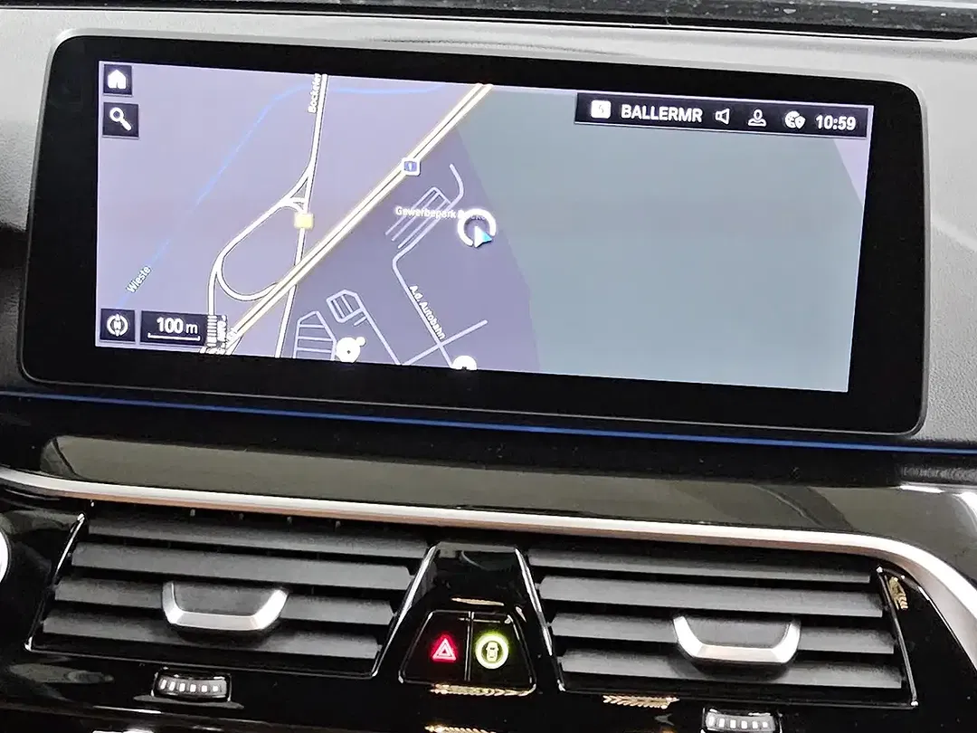 BMW 520 - Thumbnail 4
