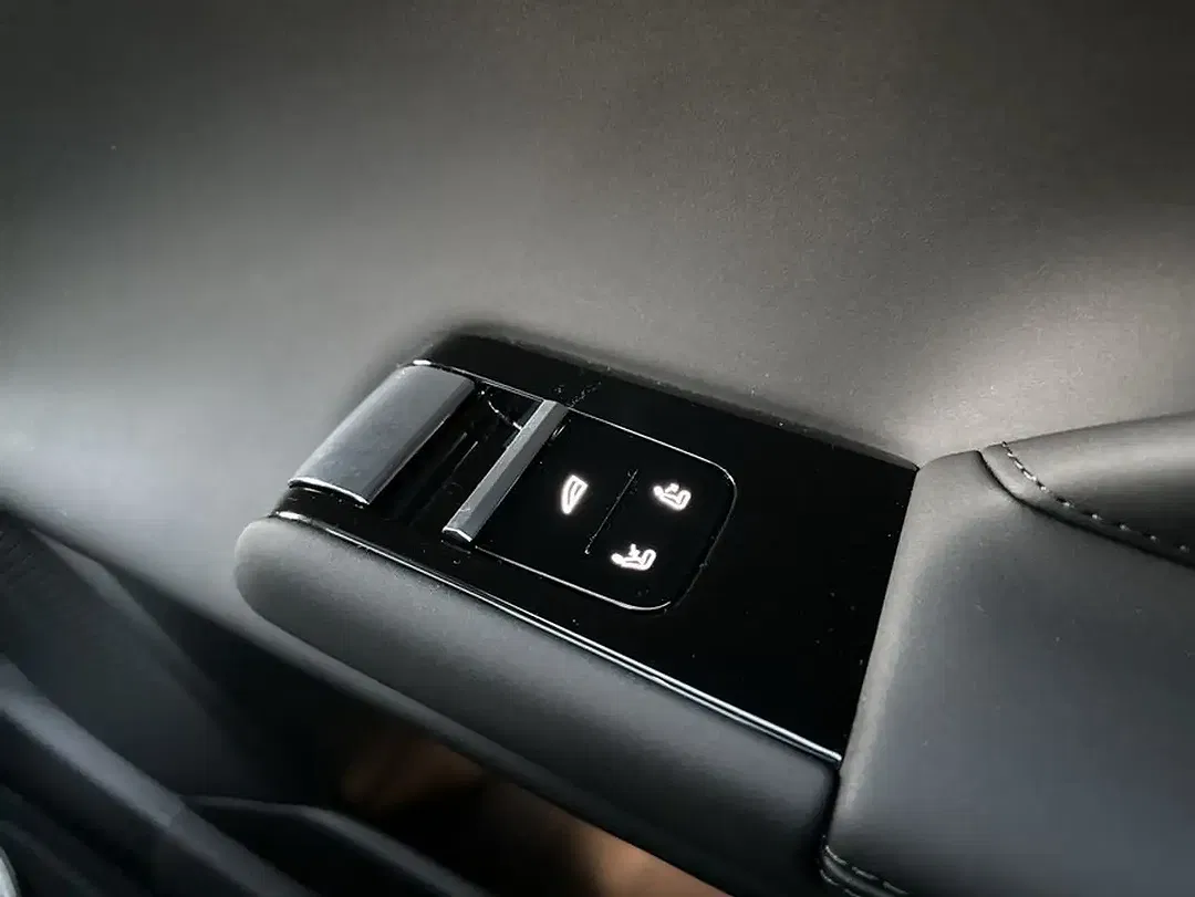Volvo ES90 Single Motor Ultra - Thumbnail 23