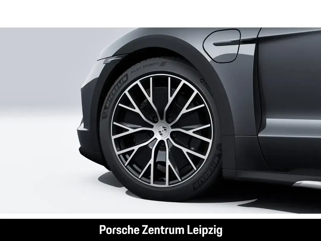 Porsche Taycan 4 Cross Turismo - Thumbnail 6
