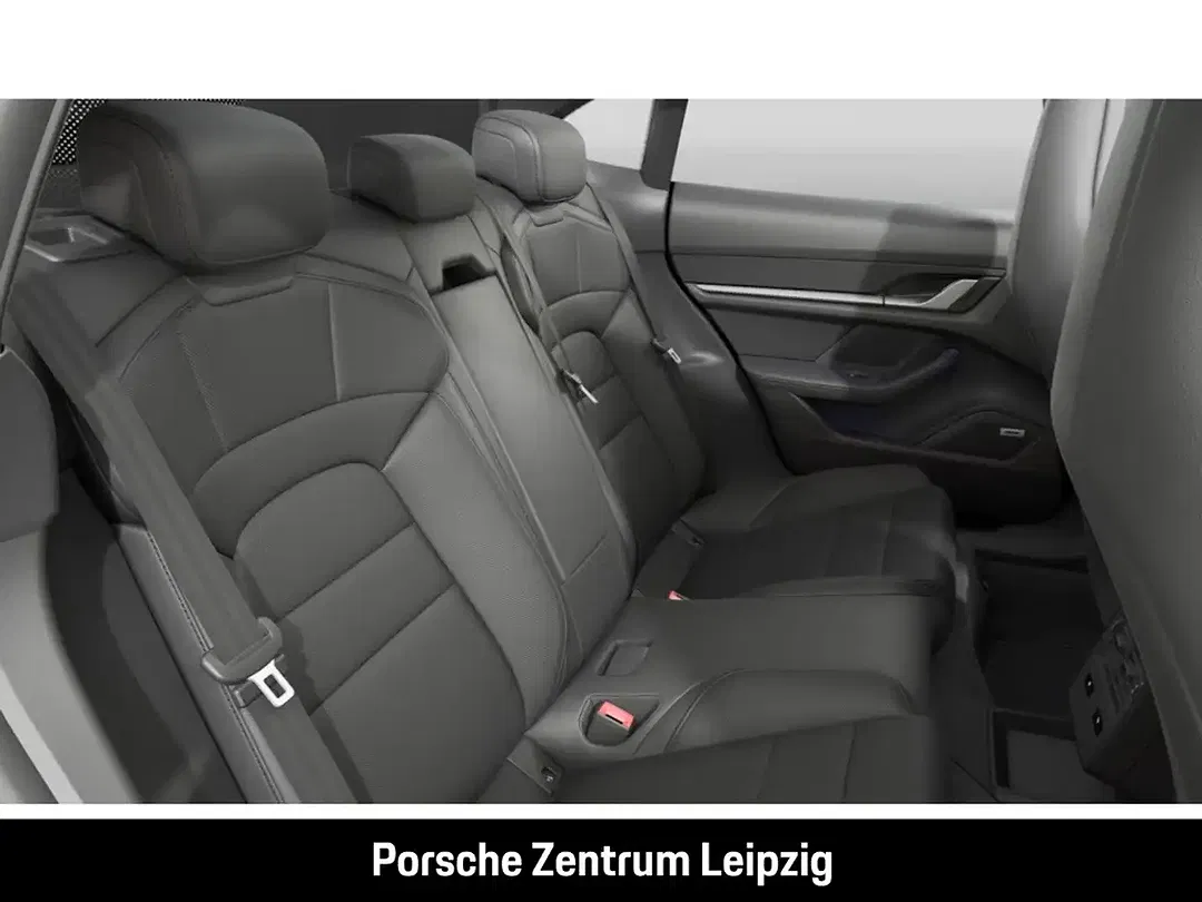Porsche Taycan 4 Cross Turismo - Thumbnail 9