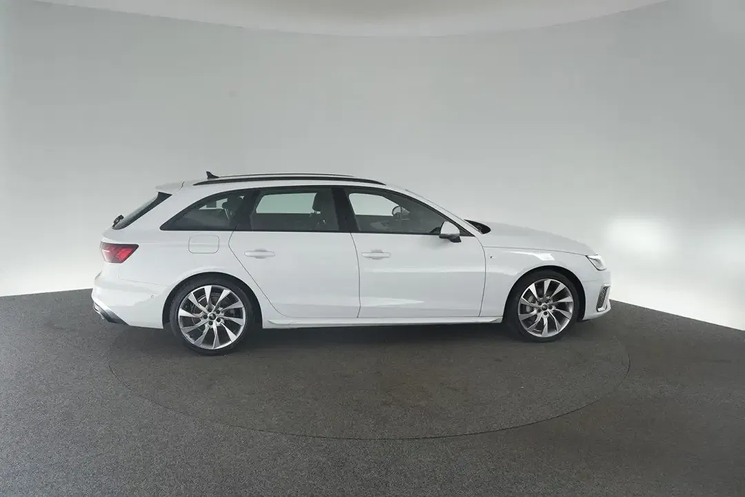 Audi A4 40 TDI S tronic Matrix LED Avant S line - Thumbnail 6