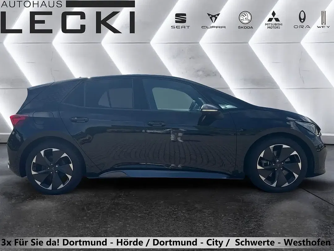 CUPRA Born - Thumbnail 2