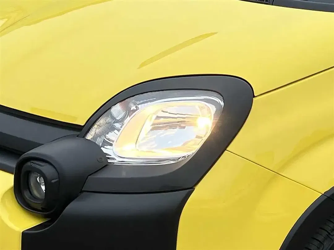 Fiat Panda 1.0 Hybrid Cross - Thumbnail 7