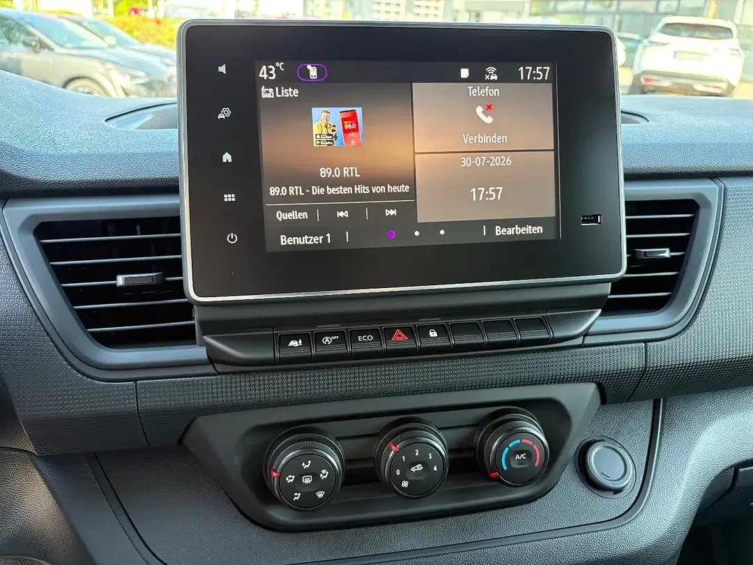Nissan Primastar dCi 130 3.0t L1H1 N-Connecta - Thumbnail 9