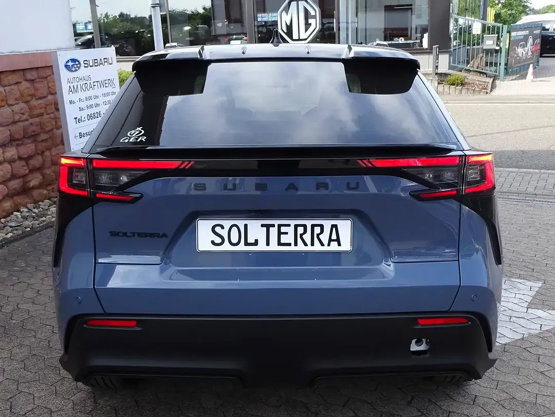 Subaru Solterra AWD Comfort - Thumbnail 8