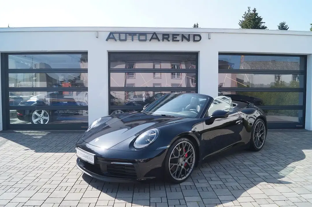 Porsche 911 Carrera 4S Cabriolet - foto 1