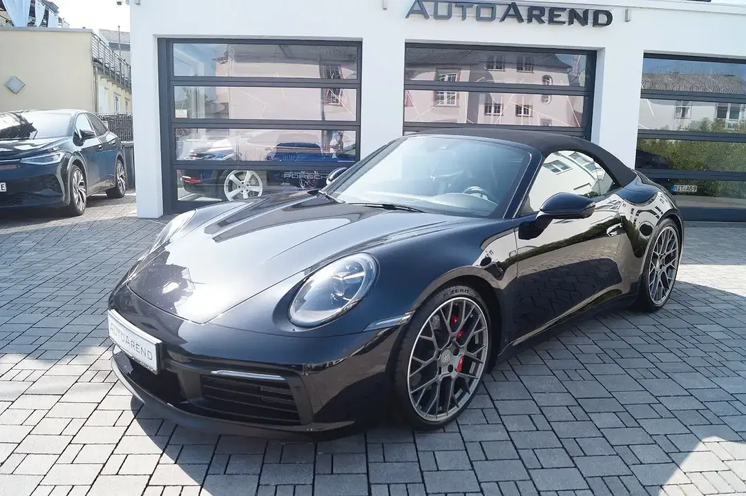 Porsche 911 Carrera 4S Cabriolet - Thumbnail 28