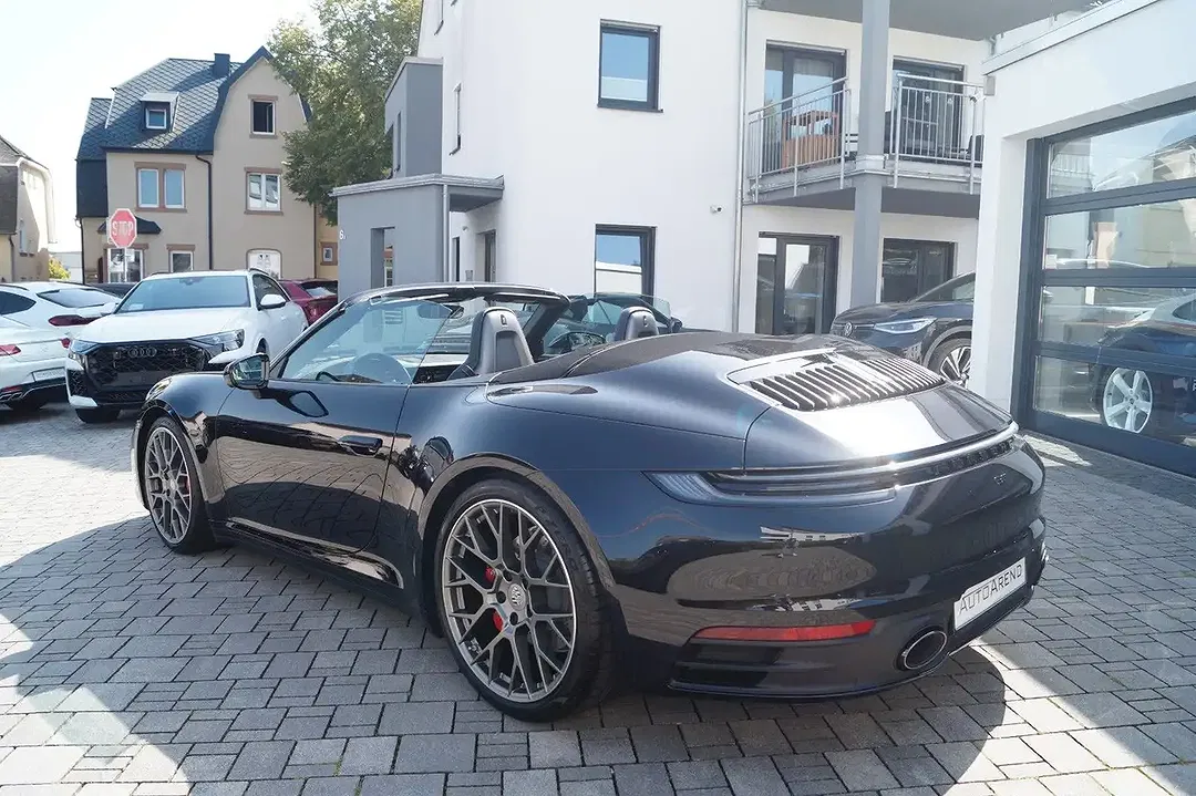 Porsche 911 Carrera 4S Cabriolet - Thumbnail 6