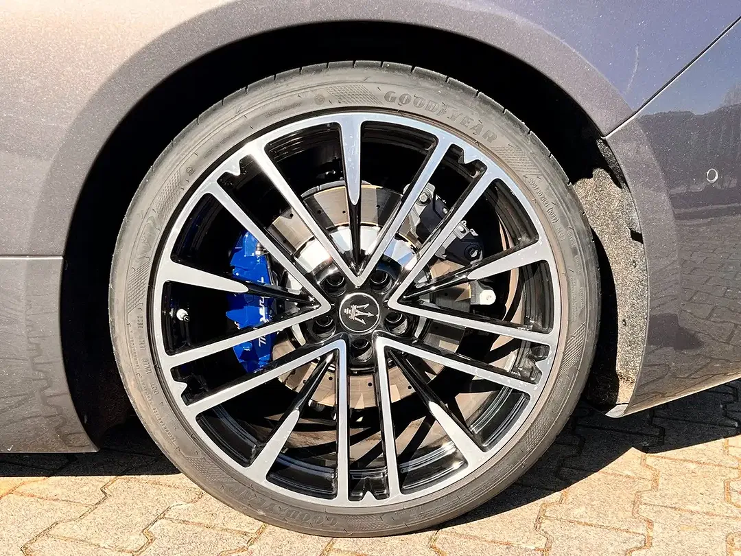 Maserati GranTurismo 3.0 V6 4x4 Modena - Thumbnail 12