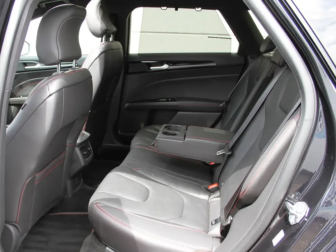 Ford Mondeo Hybrid ST-Line - Thumbnail 7
