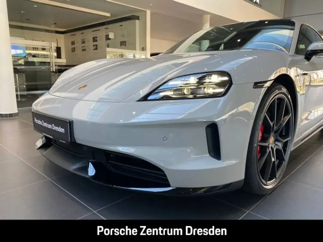 Porsche Taycan GTS Active - Thumbnail 11