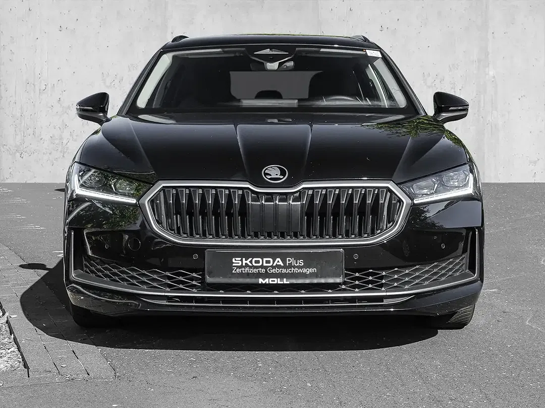 Skoda Superb 2.0 TSI DSG Combi Selection - foto 2