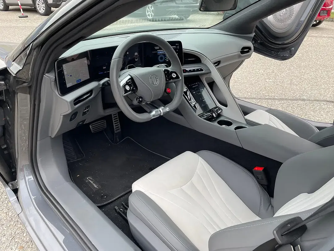 MG Cyberster GT - Thumbnail 7