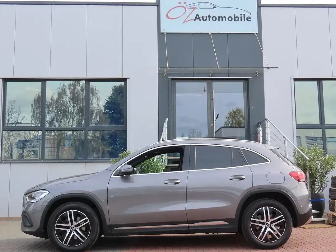 Mercedes-Benz GLA 220 Burmester - Thumbnail 13