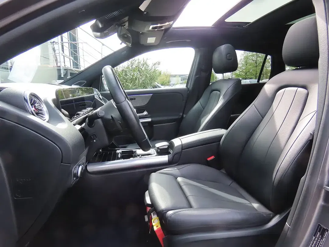 Mercedes-Benz GLA 220 Burmester - Thumbnail 15