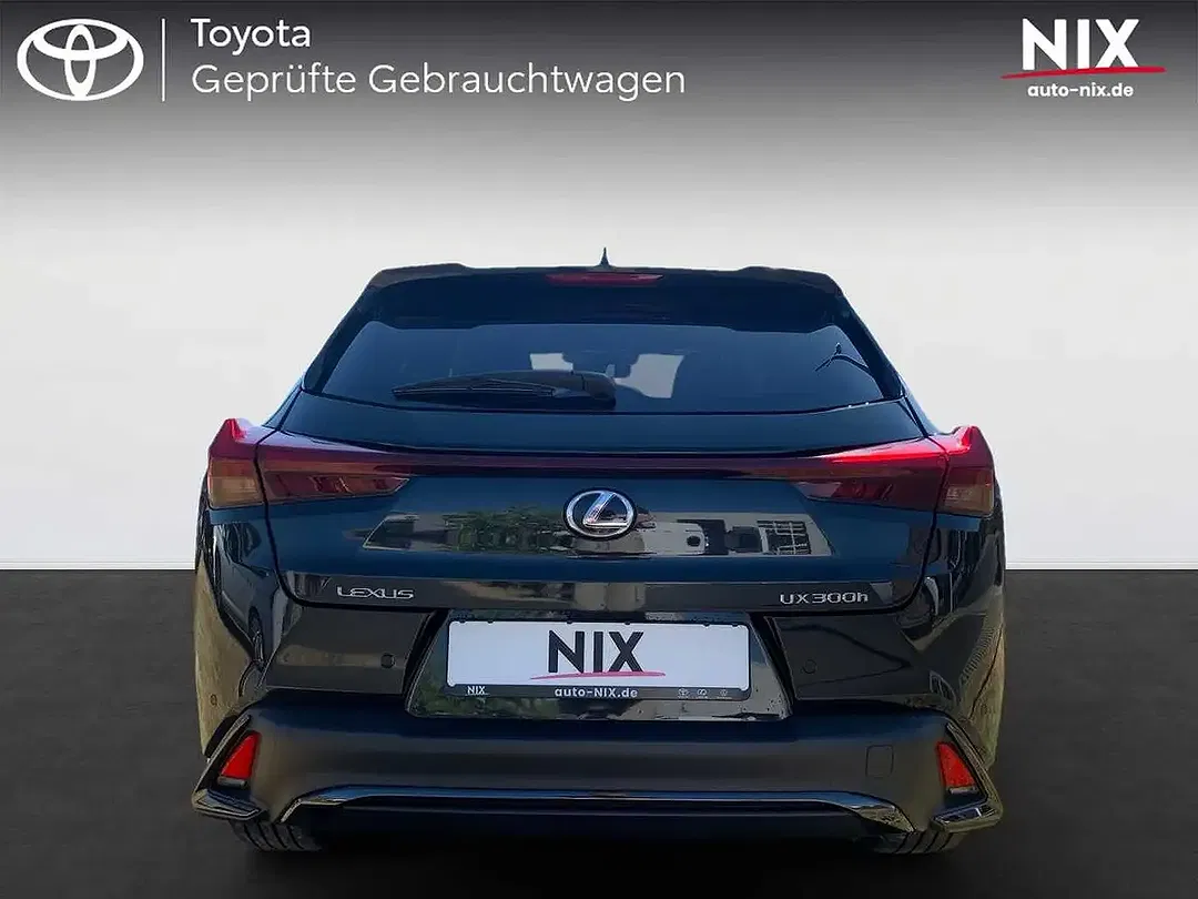 Lexus UX 300h 2.0 Hybrid F SPORT Design - Thumbnail 4