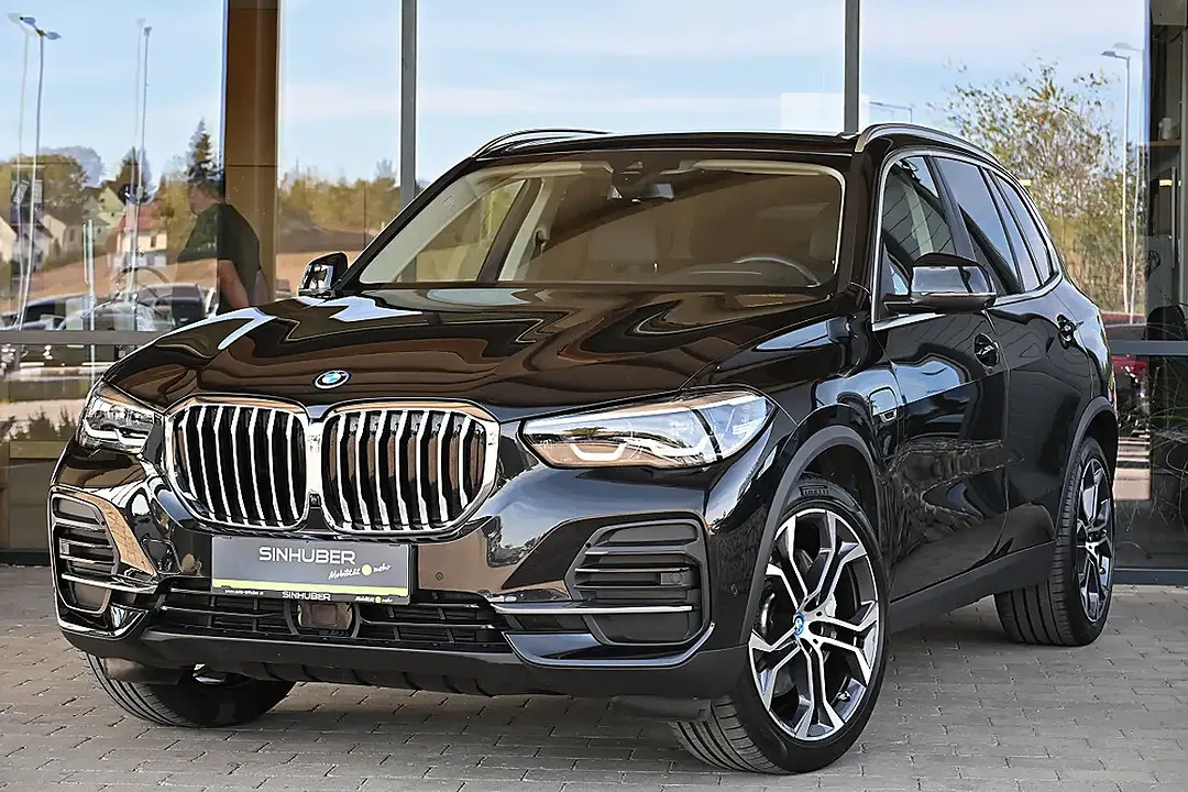 BMW X5 PHEV AUT xDrive - Thumbnail 1