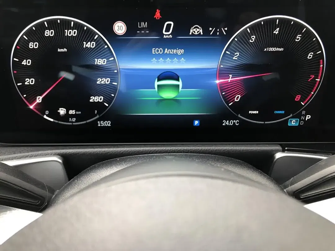 Mercedes-Benz GLB 200 Night - Thumbnail 9