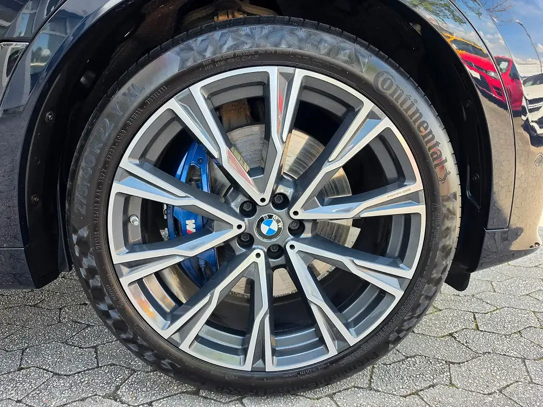 BMW X7 xDrive M Sport - Thumbnail 5