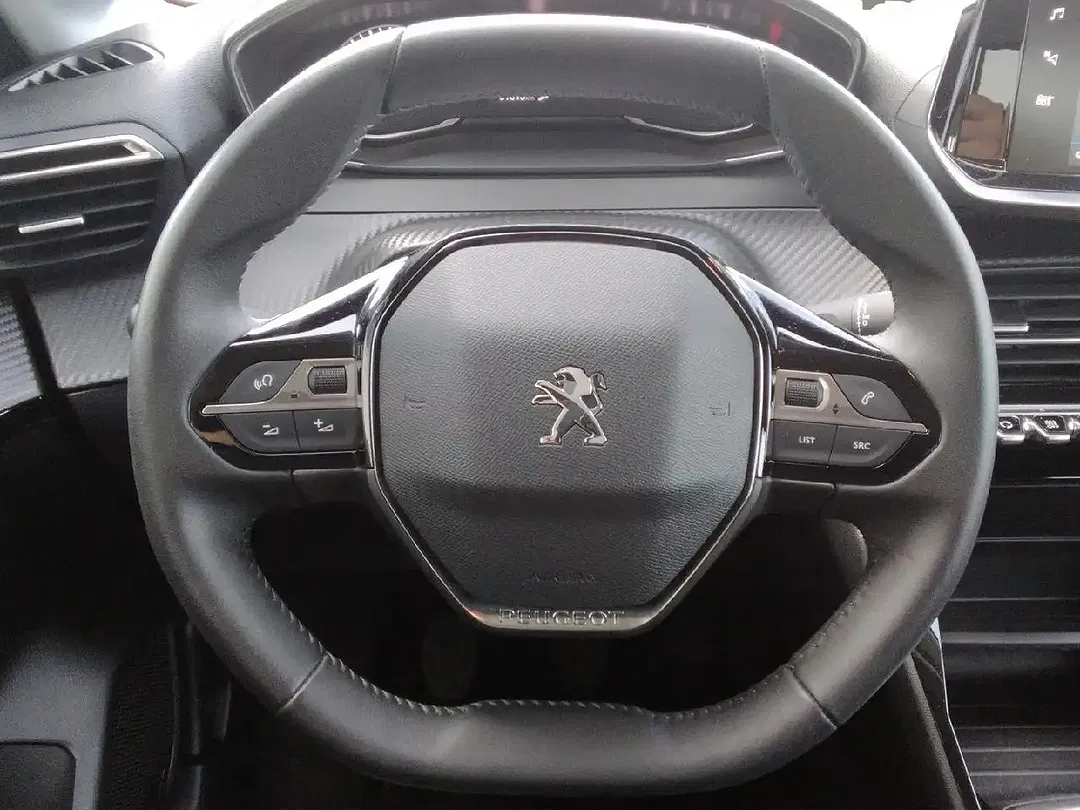 Peugeot 208 Active Pack - Thumbnail 10