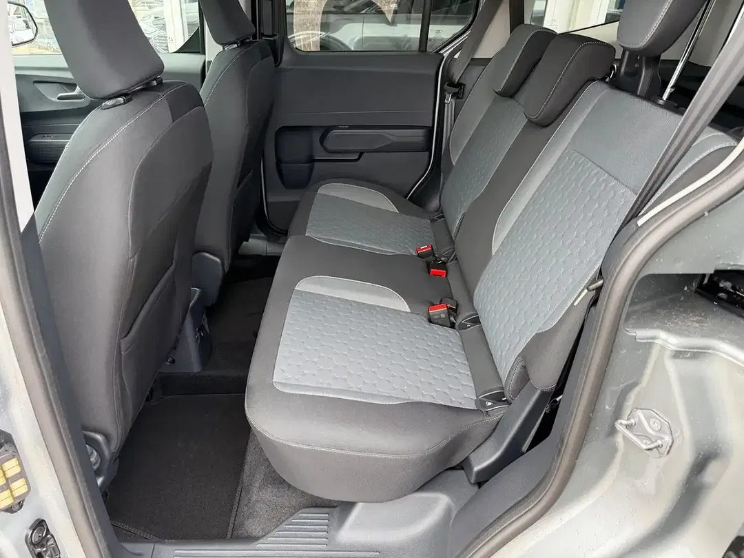 Ford Tourneo Courier 1.0 EcoBoost Titanium - Thumbnail 11