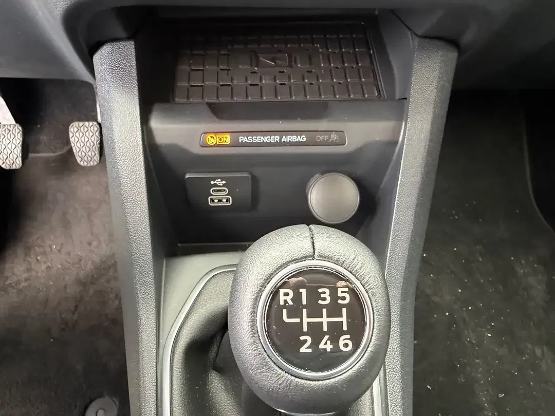 Ford Tourneo Courier 1.0 EcoBoost Titanium - Thumbnail 13