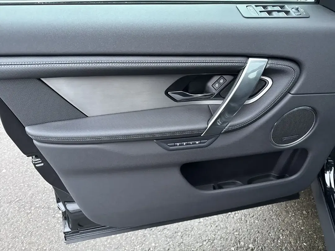 Land Rover Discovery Sport P270e Dynamic SE - foto 15