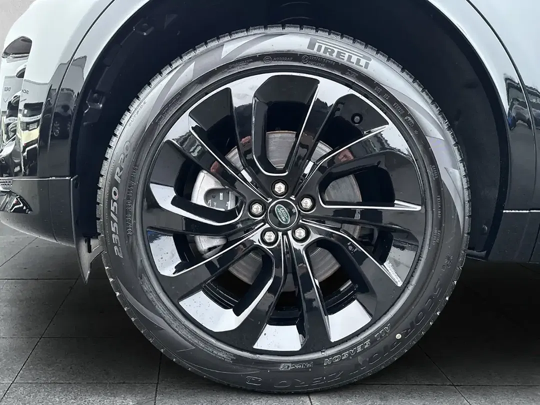 Land Rover Discovery Sport P270e Dynamic SE - Thumbnail 9