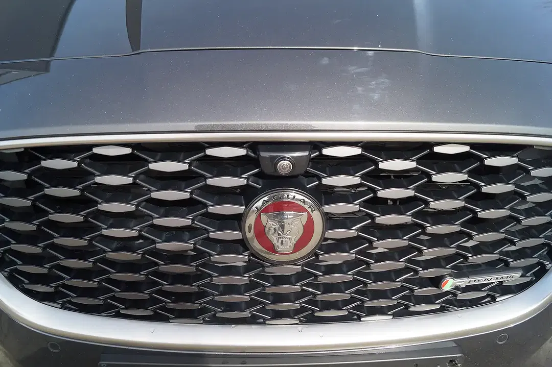 Jaguar XF D200 R-Dynamic S - Thumbnail 10