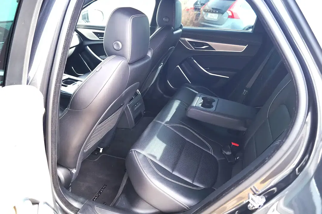 Jaguar XF D200 R-Dynamic S - Thumbnail 12