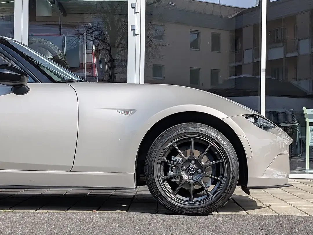 Mazda MX-5 - Thumbnail 10