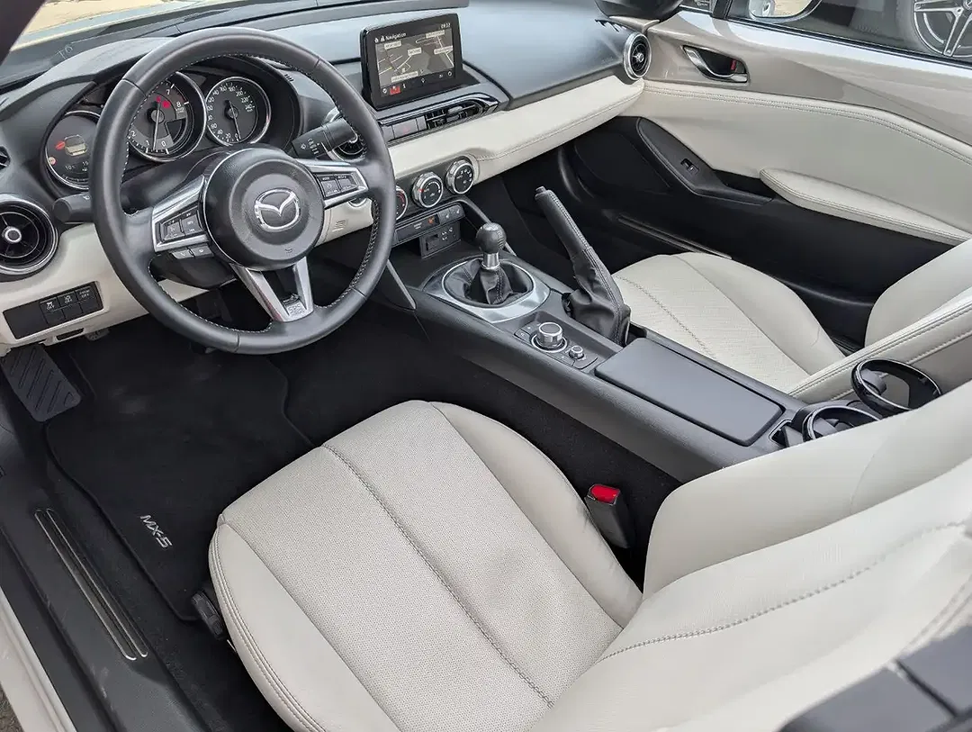 Mazda MX-5 - Thumbnail 13