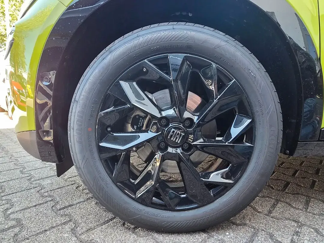 Fiat 600 1.2 Hybrid DCT Sport - foto 14