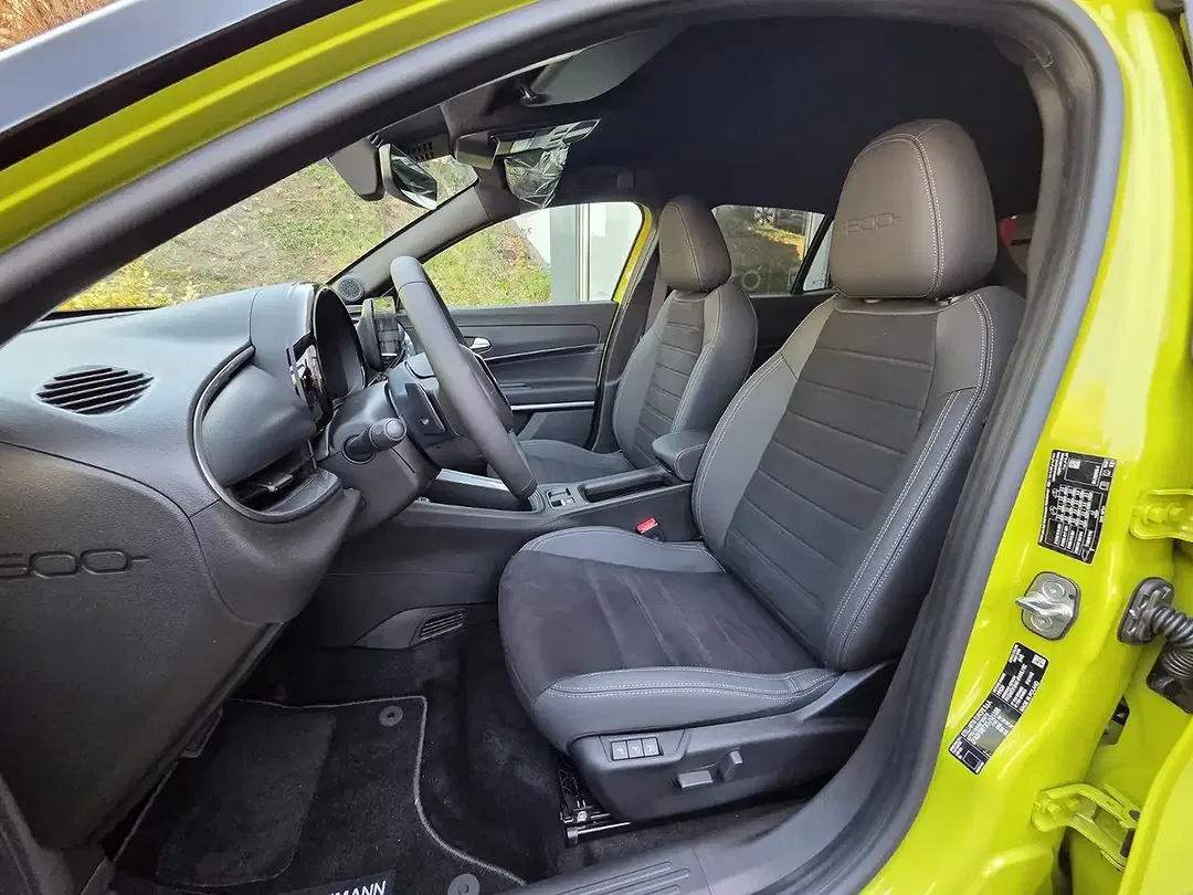 Fiat 600 1.2 Hybrid DCT Sport - Thumbnail 9