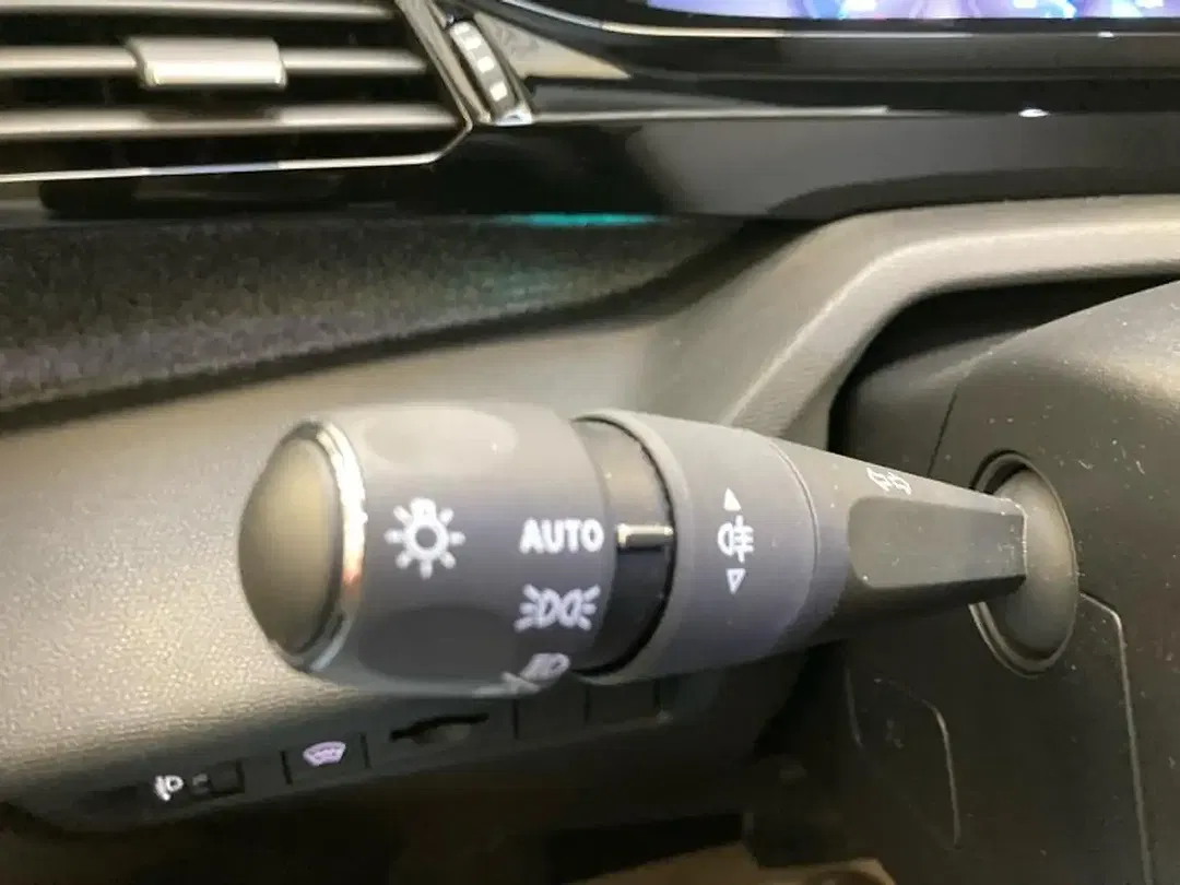 Peugeot 408 Allure - Thumbnail 26