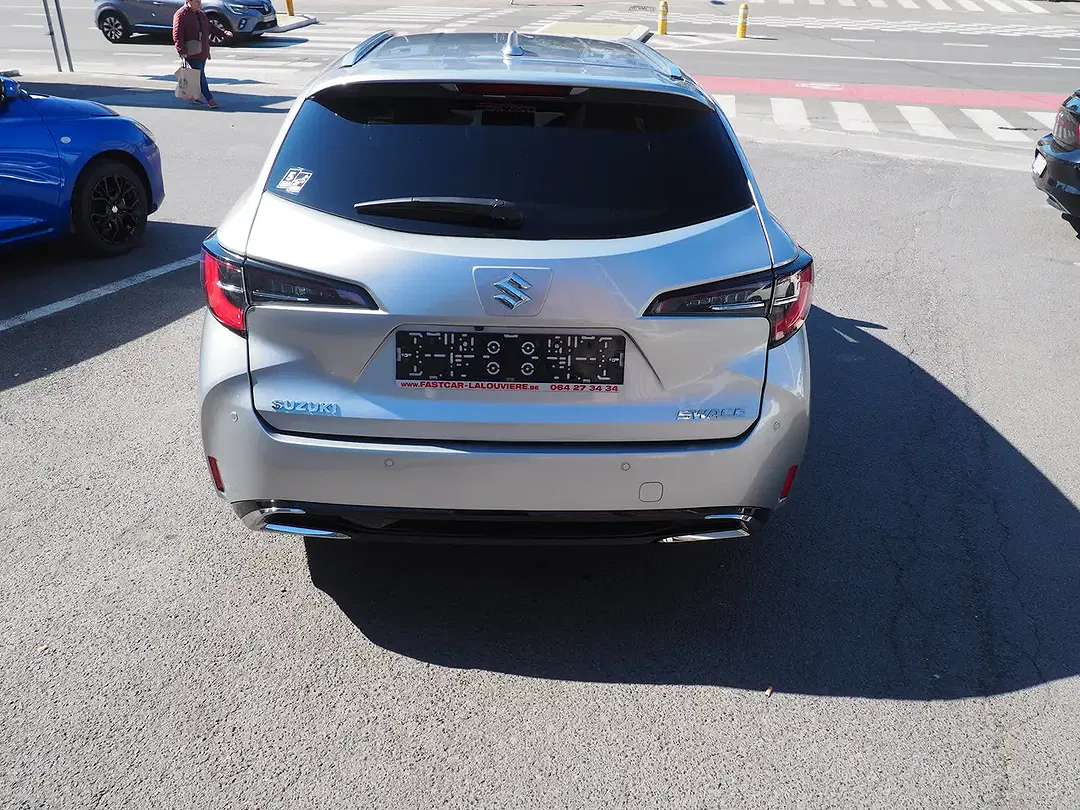 Suzuki Swace 1.8 CVT GLX - Thumbnail 5