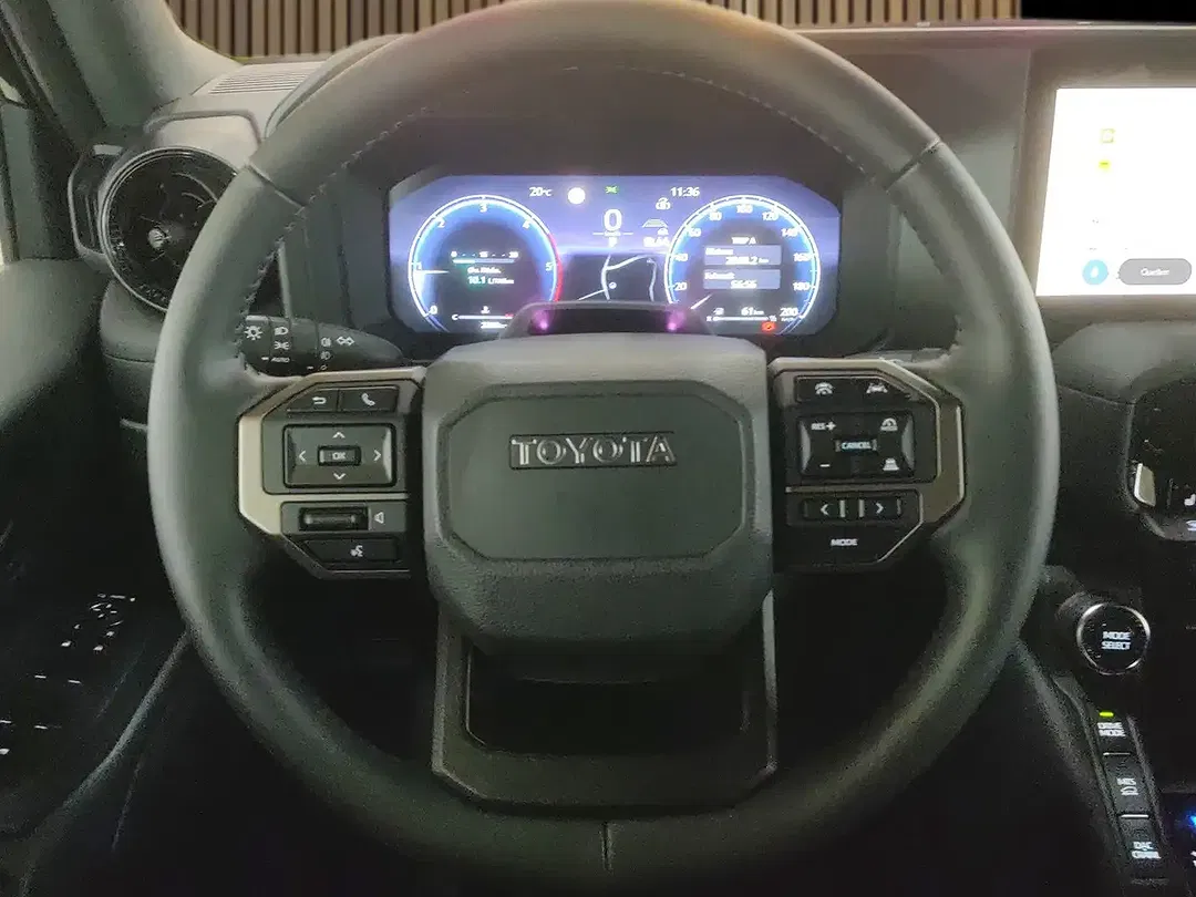 Toyota Land Cruiser 2.8 4x4 Executive - Thumbnail 10