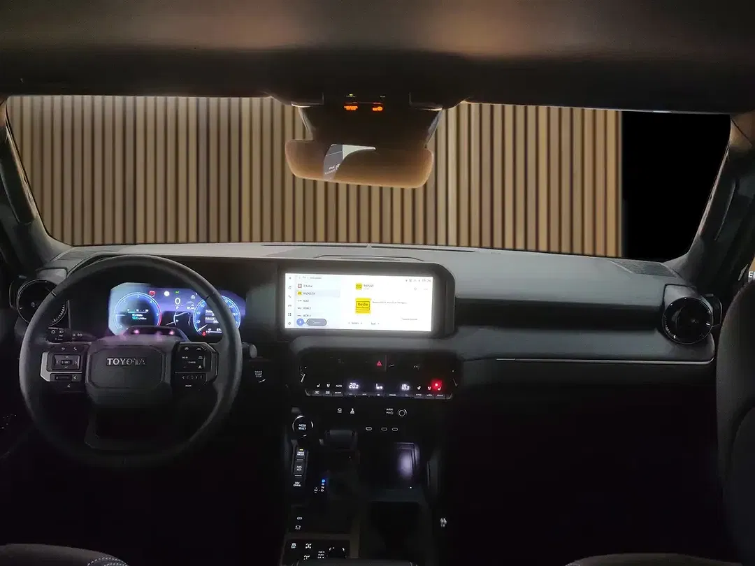 Toyota Land Cruiser 2.8 4x4 Executive - Thumbnail 8