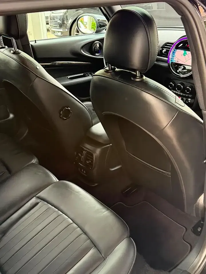 MINI Cooper S Clubman AUT ALL4 Yours Trim - Thumbnail 11