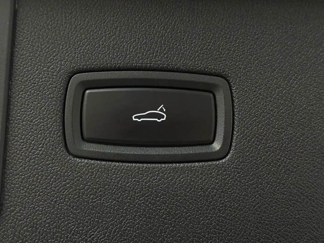 Porsche Cayenne E-Hybrid Sport Chrono - Thumbnail 8