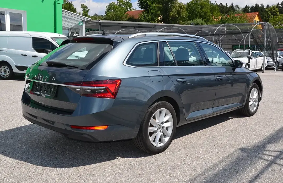 Skoda Superb 1.5 TSI DSG Style - Thumbnail 3