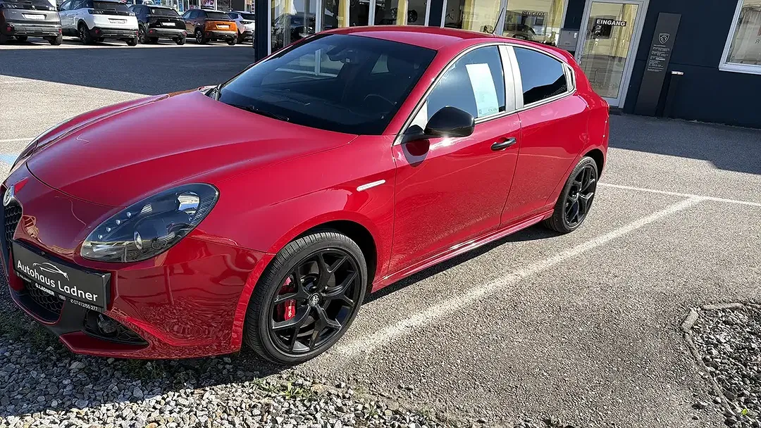 Alfa Romeo Giulietta 1.4 Turbo B-Tech - foto 1