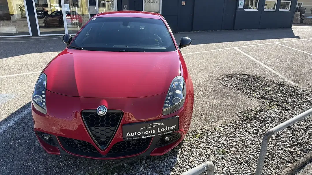 Alfa Romeo Giulietta 1.4 Turbo B-Tech - Thumbnail 3