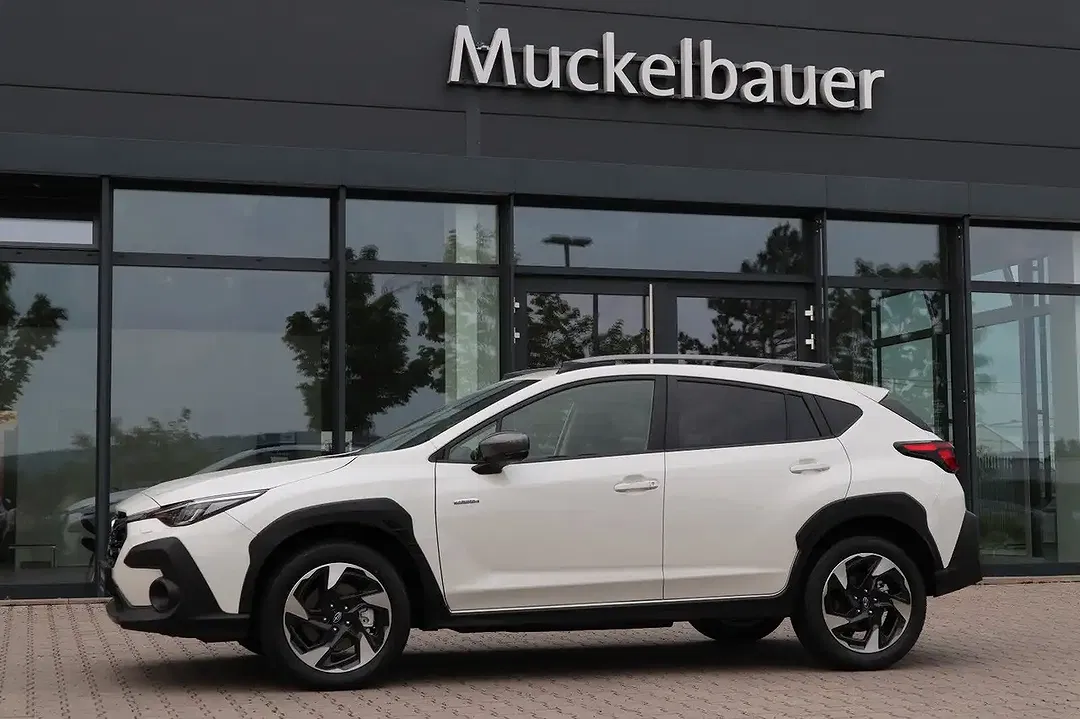 Subaru Crosstrek Platinum - Thumbnail 1