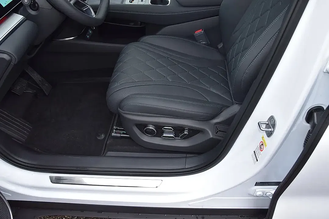 BYD Sealion 7 AWD Excellence - Thumbnail 13