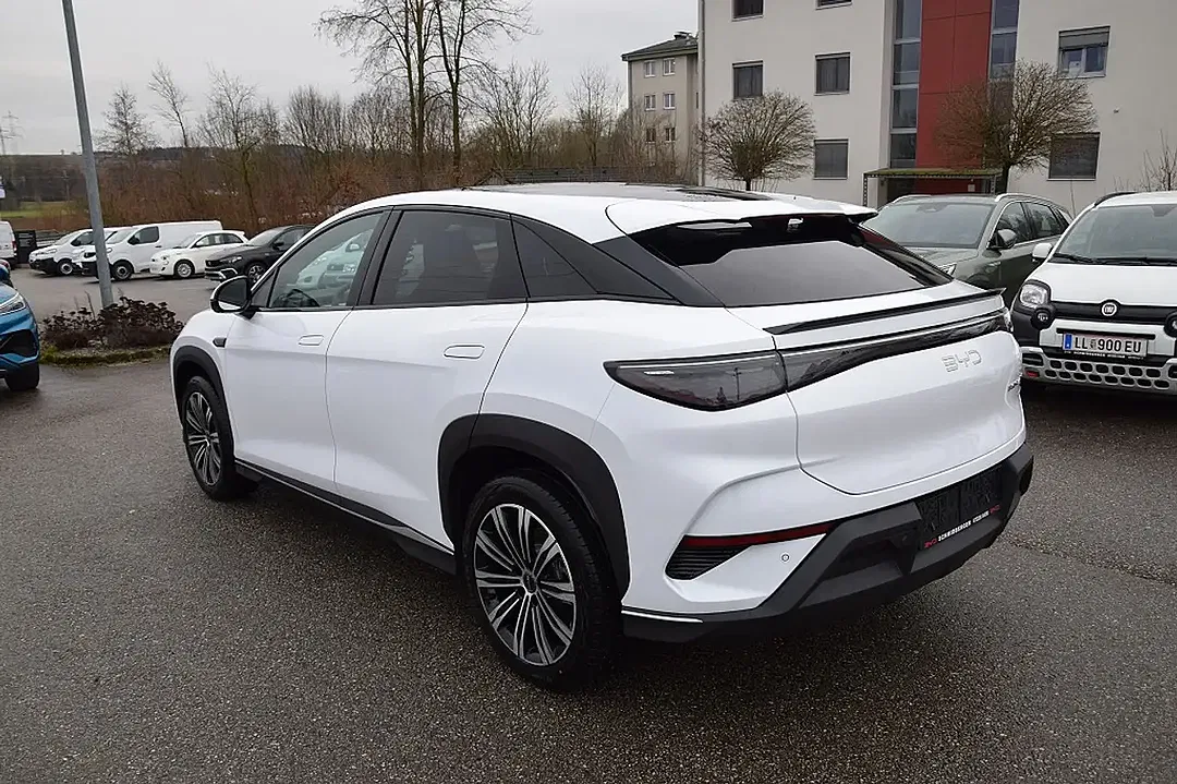 BYD Sealion 7 AWD Excellence - Thumbnail 4