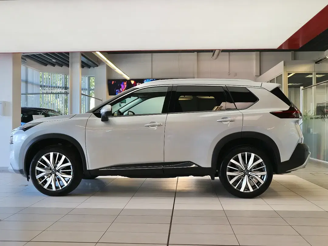 Nissan X-Trail 1.5 VC-T MHEV Tekna+ - Thumbnail 7