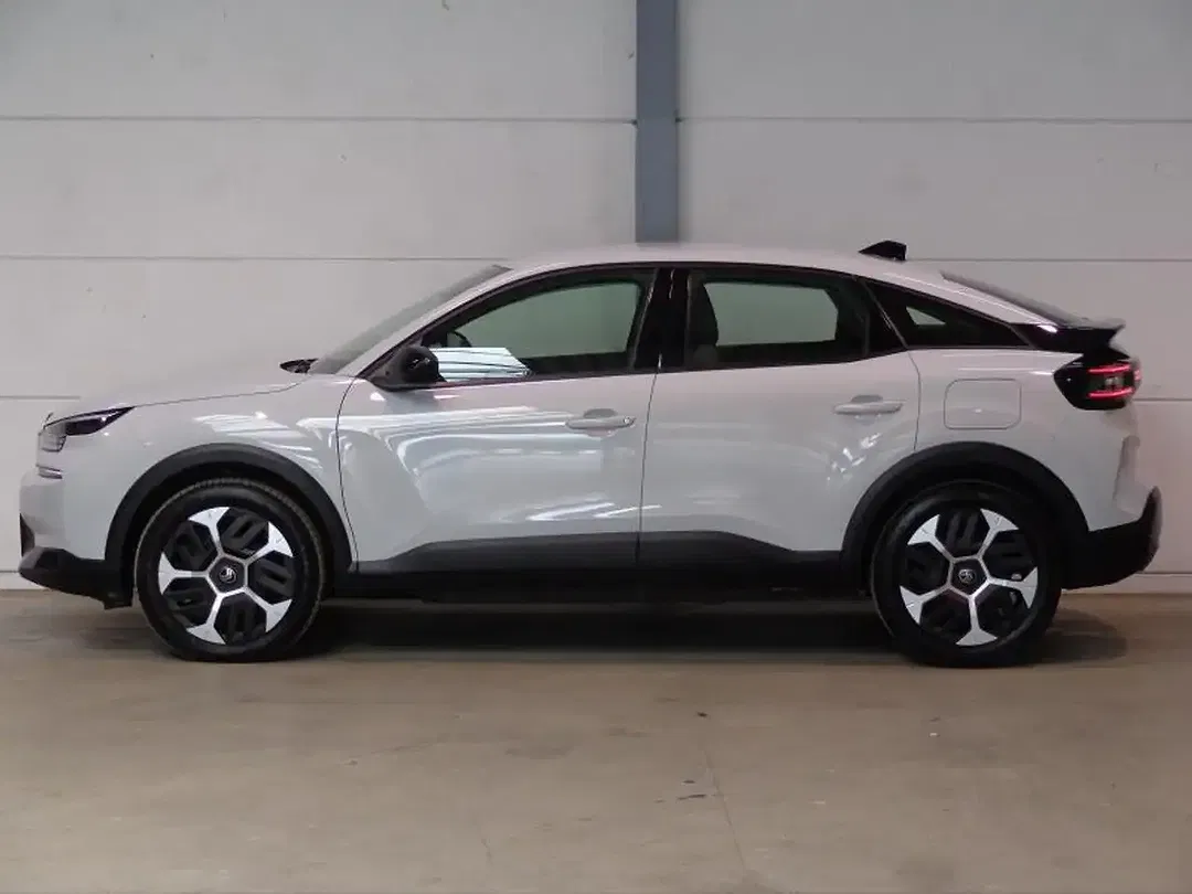 Citroen C4 MHEV Plus - Thumbnail 9