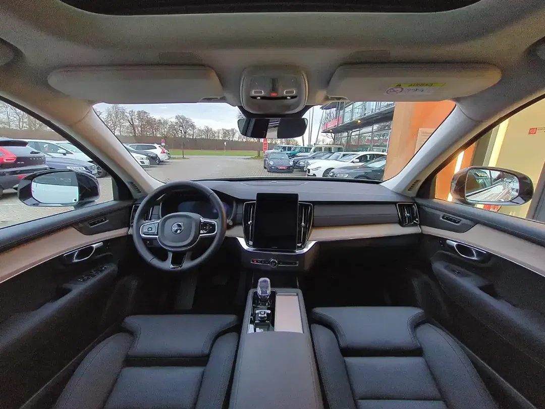 Volvo XC90 PHEV Hybrid AWD Recharge Plus Dark - Thumbnail 13